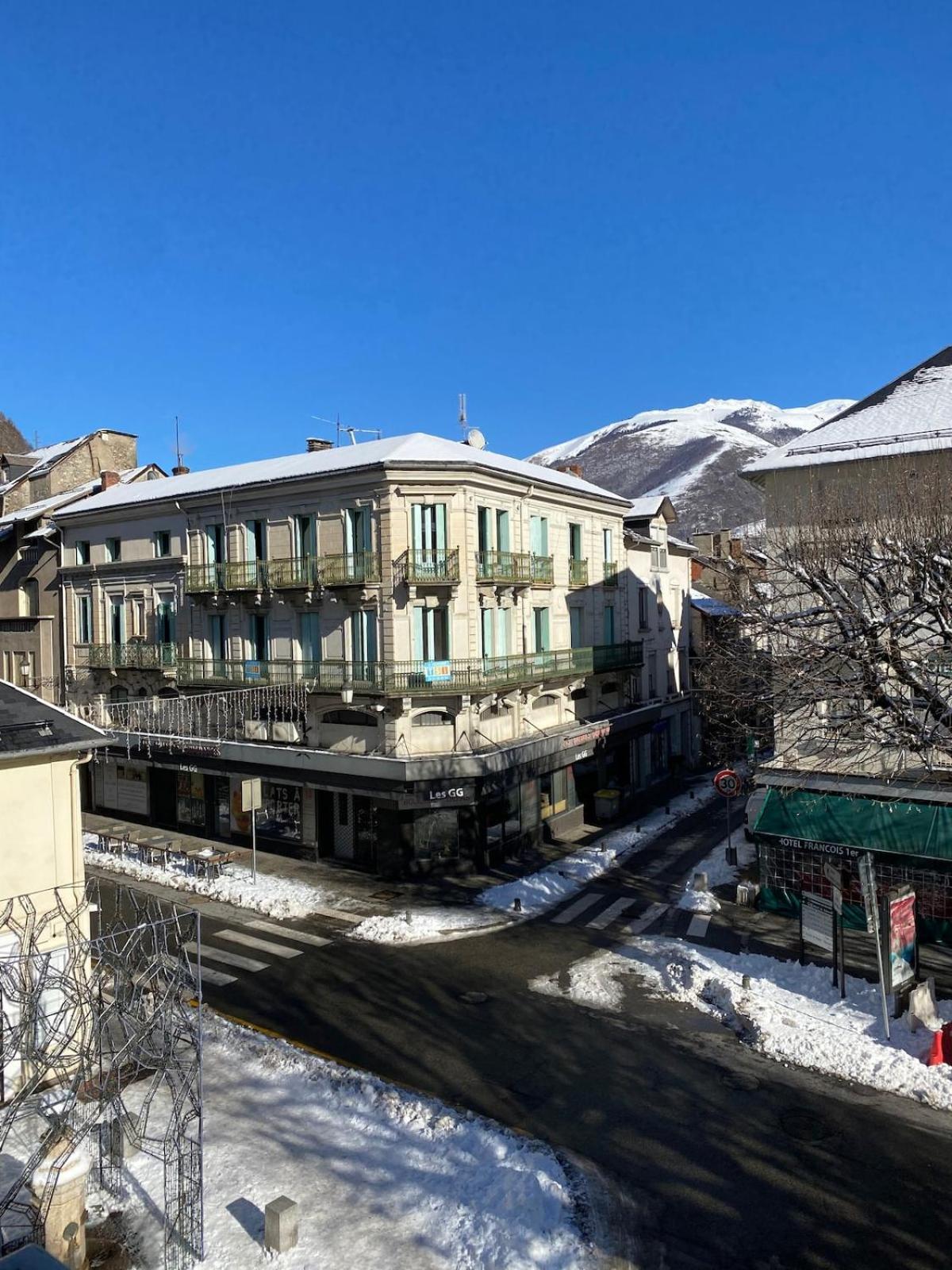 Bagneres De Luchon, Residence Val De Jade, Beau T3 Meuble, Plein Centre, Pour 4 Ou 6 Personnes Екстер'єр фото